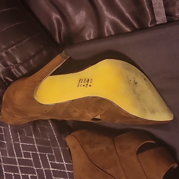 ♦️♦️MICHAEL ANTONIO POINTY TOE CAGED BOOTS♦️♦️ - Picture 4 of 8